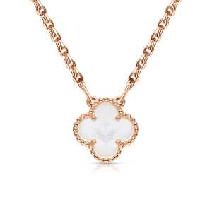 Золотое шейное украшение с перламутром природным